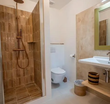Guddelmoni, Piscines Chauffees Propriano (Corsica)