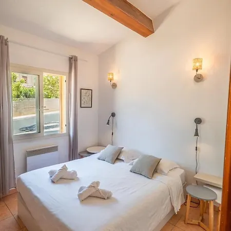 Guddelmoni, Piscines Chauffees 3* Propriano (Corsica)