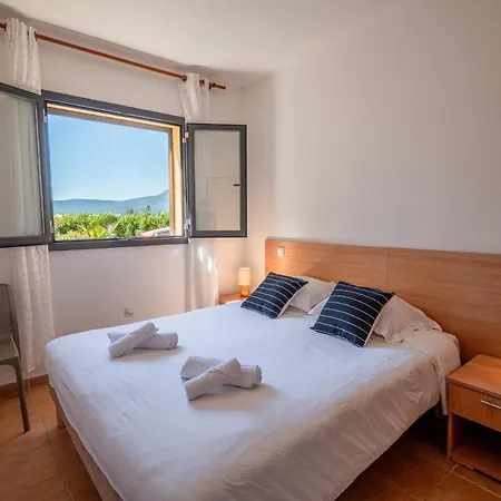 Hotel apartamentowy Guddelmoni, Piscines Chauffees