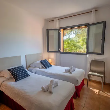 Guddelmoni, Piscines Chauffees Hotel apartamentowy