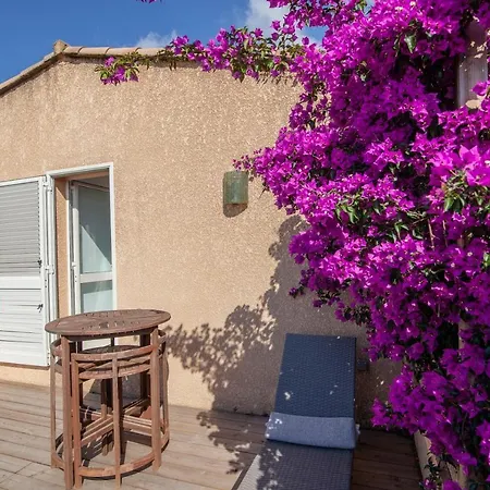 Hotel apartamentowy Guddelmoni, Piscines Chauffees